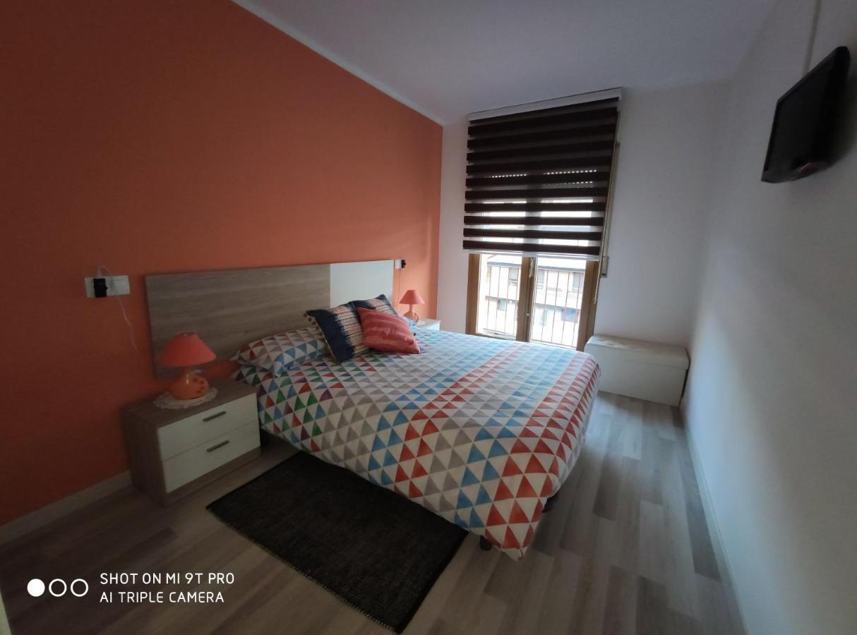 Apartamento Confort I La Seu d'Urgell Exterior photo